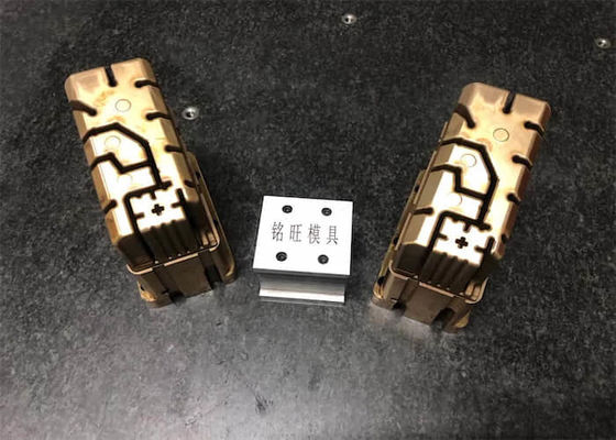 Sisipan Cetakan Injeksi 718H 738H Komponen Cetakan CNC 5 Axis