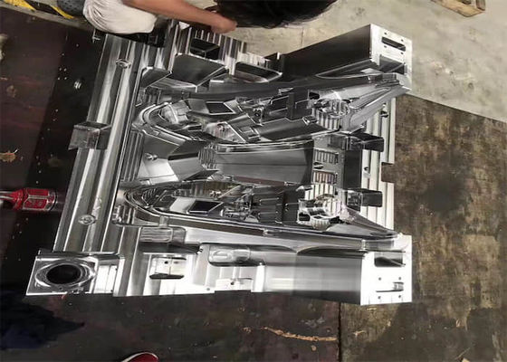 Mould Otomotif Core 5 Axis Mesin Pemroses Mould Komponen